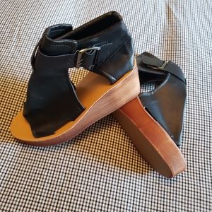 Black Summer Wedge Sandals